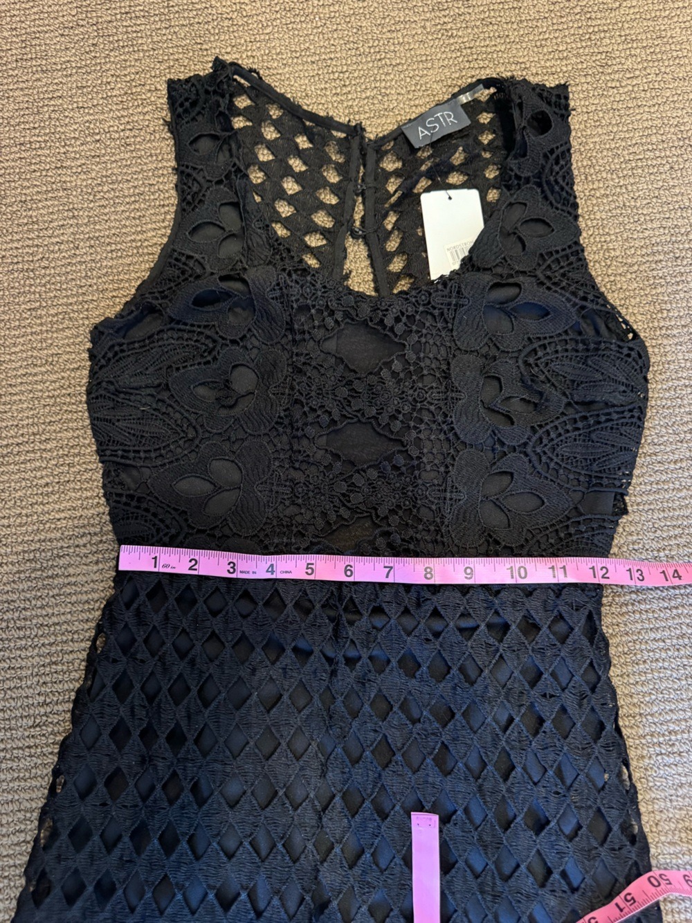*NWT* ASTR [Nordstrom] Lace Cocktail Dress - Picture 13 of 16